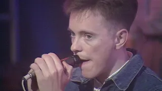 Download New Order - Blue Monday on BBC's Top of the Pops - 31.3.1983 MP3