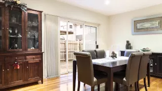 https://i.ytimg.com/vi_webp/tJuiFWmGmjI/mqdefault.webp