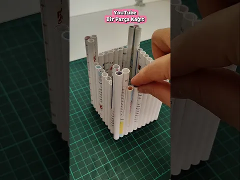 DIY - Waste Paper Crafts - Desk Organizer