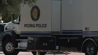 Peoria Unified board meeting sparks debate over transparency after police search district headquarte