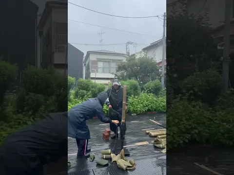 レンガ2枚の上で斬ります。