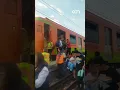 Lagu Usuarios de la Línea 12 del Metro de la CDMX, fueron desalojados de los vagones por falla eléctrica