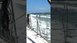 #powerboat #stinkpot #stinkboat #wake #travel #sailing