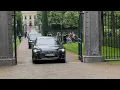 Download Lagu 16:00 uur. Oekraïense president Zelensky verlaat het koninklijk paleis