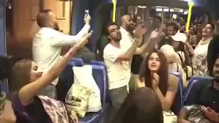 شاهد    اغنية نادي الوحدات من داخل القطار في فرنسا شوفو التفاعل دندنها