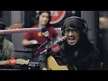Join The Club performs "Lunes” LIVE on Wish 107.5 Bus
