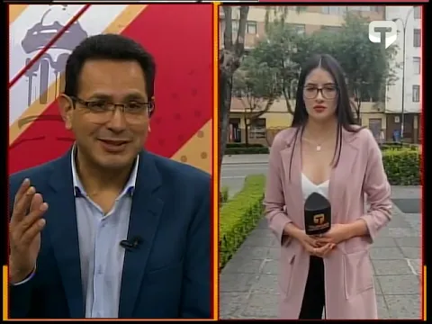 Monumentos y placas históricas en deterioro