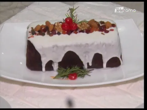Aprenda a realizar una torta navideña paso a paso