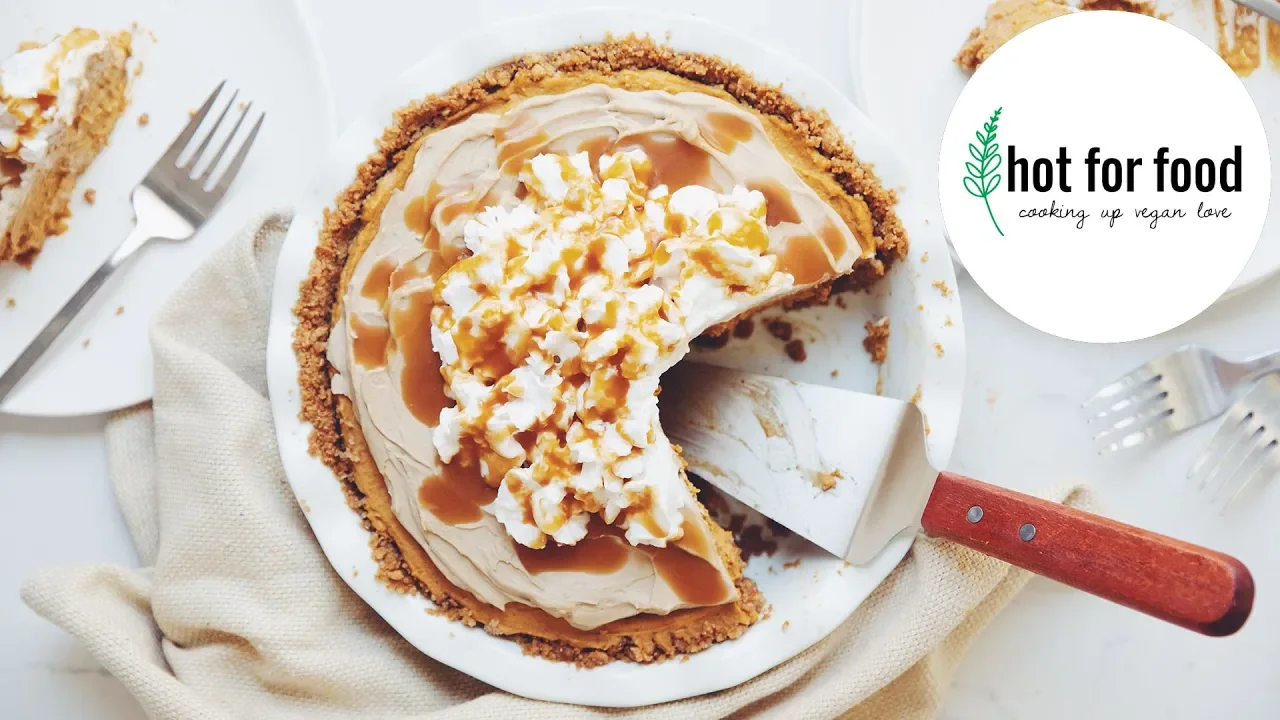 vegan pumpkin spice latte pie (#PSL pie)   hot for food