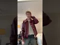 Download Lagu Troye Sivan teaching dance moves for Got Me Started