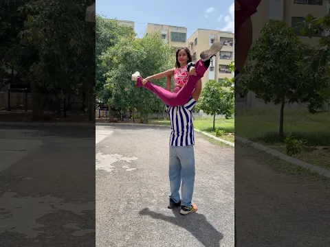 Lifting power #action #stunt #viralvideo #viralshorts #flexibility #ytshorts #acrobatics