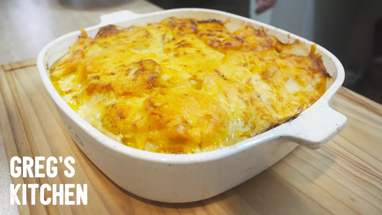 HOW TO MAKE A CREAMY POTATO BAKE. 