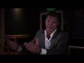 John de Bever   Laat Het Licht Maar Uit We Doen Het In Het Donker 720p