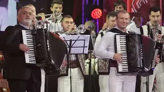 ionic minune i orchestra fra ilor advahov