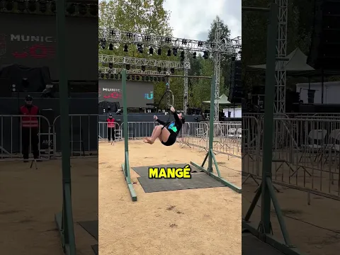 Ce Mec a Peur du Noir Alors...