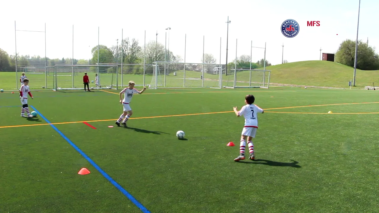 Kraft und Beweglichkeit - Corona Handball-Training für zu Hause. 