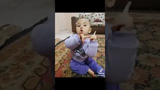  اكسبلور انت قاعد بتحب وهي بتشرب فيب اهدى يا ماما مش ليه      دندنها