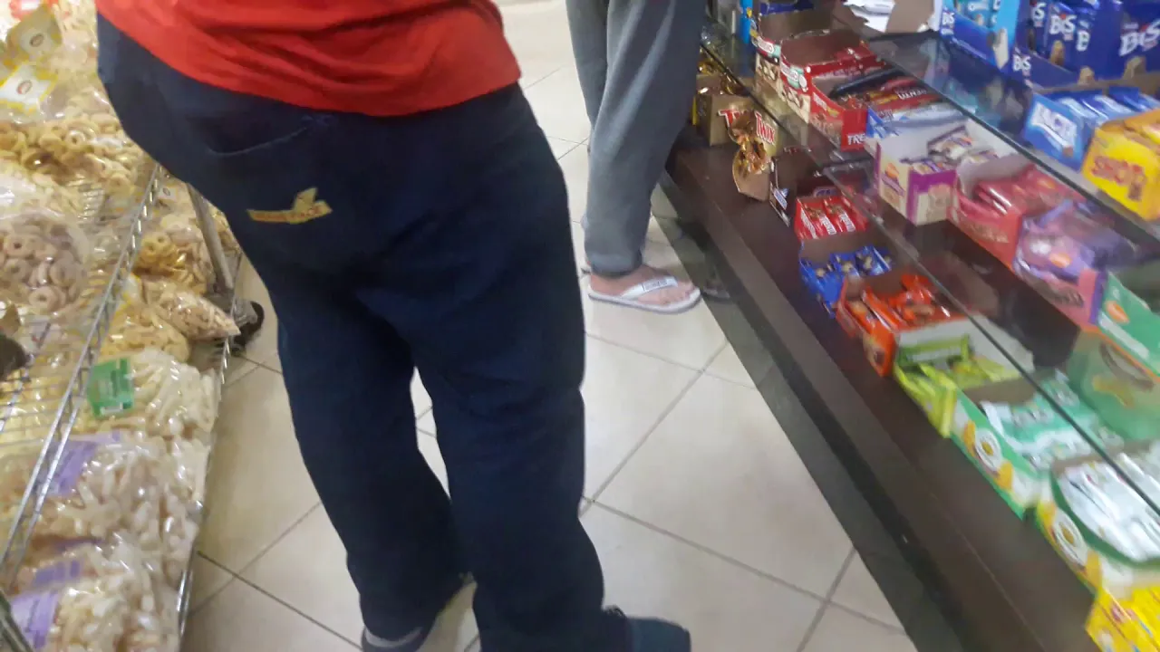 PEGUEI O CARTÃO DE CRÉDITO DO MEU PAI E OLHA NO QUE DEU!