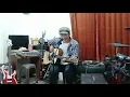 Download Lagu iwan fals - jendela kelas satu akustik cover Ipung art green