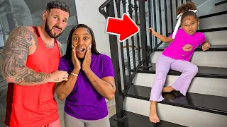 Kiki Fell DOWN The Stairs 