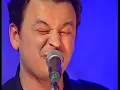 Manic Street Preachers - 'Design For Life' live