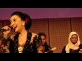 Download Lagu Keroncong Tujuh Putri feat. Sundari Soekotjo - Lenggang Surabaya