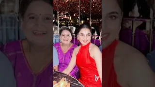 جديد النجمة تجاسوي براكش راجيني بطلة مسلسل ومن الحب ما قتل مع حبيبها الوسيم كاران كوندرا 