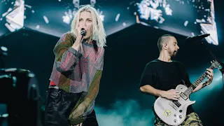 Somewhere I Belong [Live in São Paulo] (Official Video) - Linkin Park