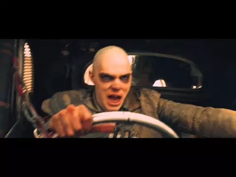Mad Max: Fury Road | Clip 'Ha guardato me'
