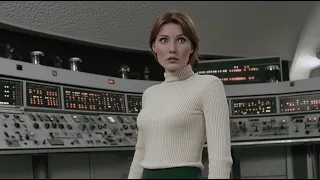 HALF LIFE 2 فيلم أكشن بائس في الثمانينيات 