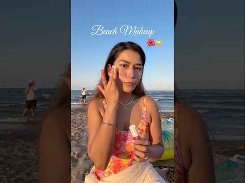 Beach makeup in Spain 🇪🇸🌊🏖️ #dhruvinanda #travel #makeuptutorial #makeuphacks