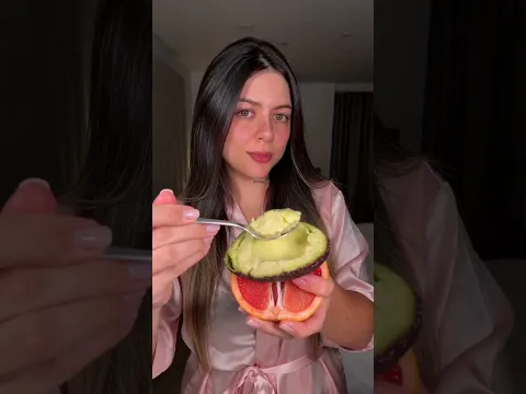 ASMR comendo AI