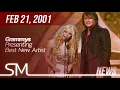 Download Lagu Shakira | 2001 | Presenting Best New Artist at The Grammys