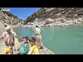 Download Lagu Family trip: Riverside adventure and the challenges of catching giant fish