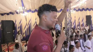 الفنان منتصر ود الحمرى عليكم الله جديد مم من حفل أسوان 2026 