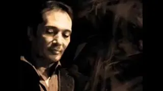 في هويد الليل و ناجيتك ماعرف جيتني و لا جيتك ماعرف غير أني لقيت روحي و نجيتني دندنها