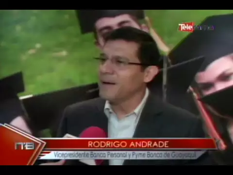 Banco Guayaquil presenta tarjeta Visa Manchester United