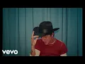 Download Lagu ROLE MODEL - Look At That Woman (Official Music Video)