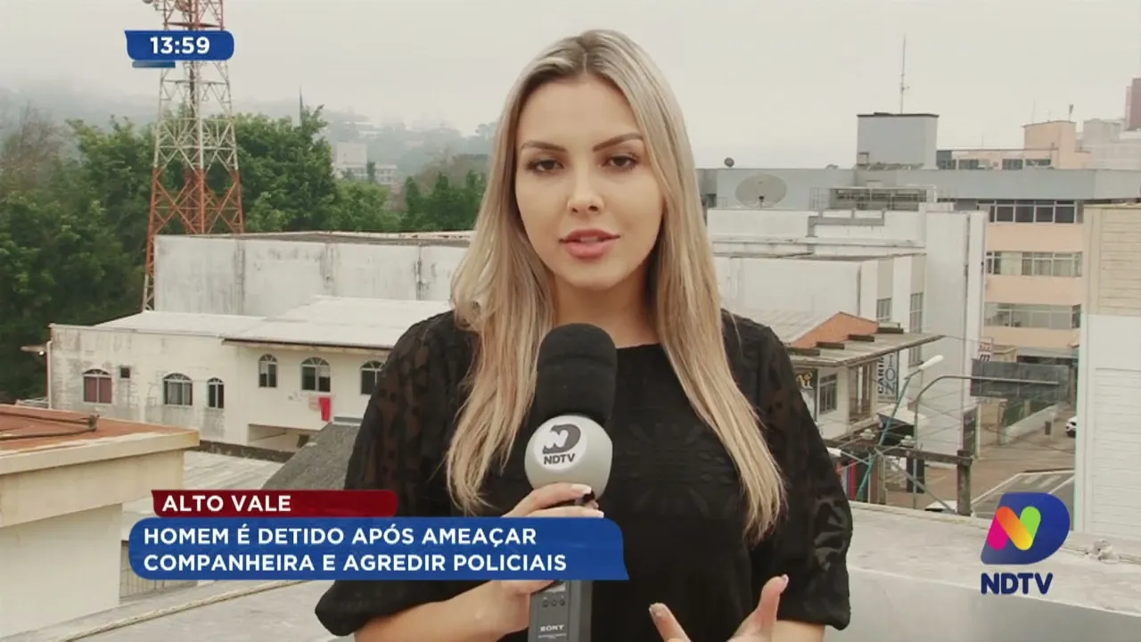 Alto Vale: homem é detido após ameaçar companheira e agredir policiais