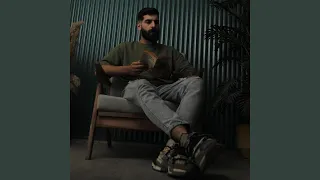 ياما الحياة قاسية وغريبة   وهاتلي حد وحطه يوم في مكاني دندنها