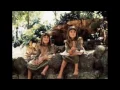 Sidney and Lindsay Greenbush as Carrie ingalls
