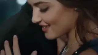 على فاروق على طرف لسانى                           دندنها