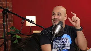 عزيز الشافعي عمل ١٥ أغنية للزمالك في أحلك أوقاته لكن ملقيش حد يغني معاه في الاستوديو 