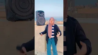 تحديت همسة تغني فوك السطح كدام الناس 