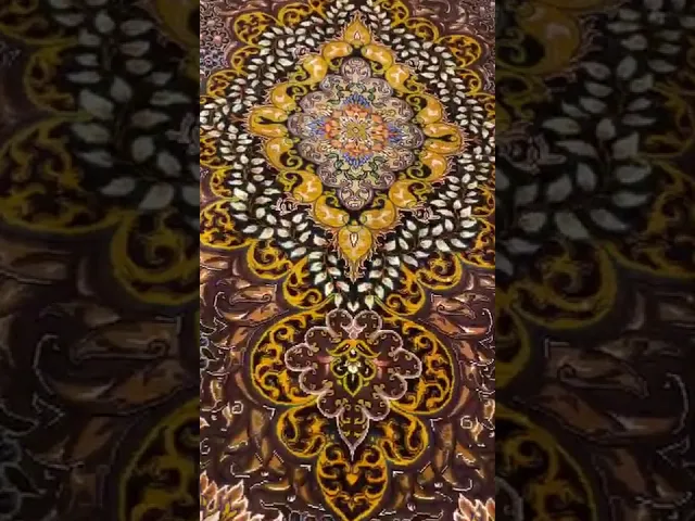 サジャディ工房 メダリオン（ラチャク・トランジ）褐色 135×206cm (ID1123)