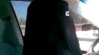 يلعن ابوه الفقر ذي خلي زيد مديون 