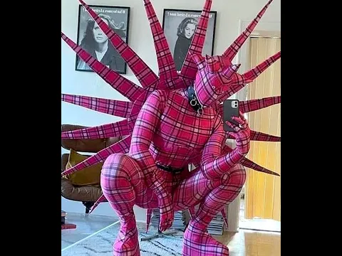 Plaidius solarus, arbiter of the plaid drip Reddit Reactions