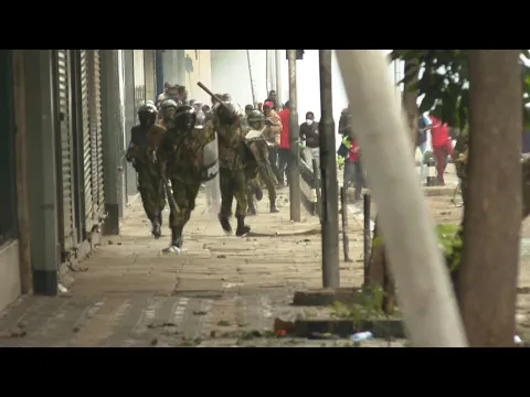 Video Thumbnail: Kenyan protesters charge police as demonstrations turn violent | AFP