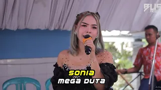 Download Sonia - Mega DUta Live Tomo For Mikayla Makeup MP3