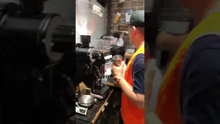 How to make a batch brew coffee quickly in the morning